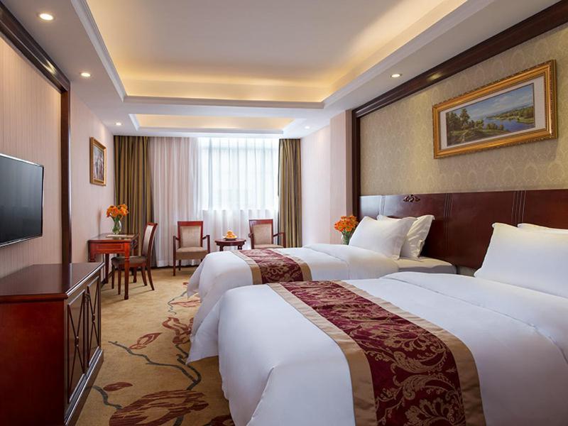 Vienna Hotel Shenzhen Guanlan Tangren Street Exterior foto