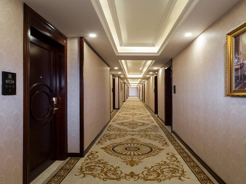 Vienna Hotel Shenzhen Guanlan Tangren Street Exterior foto